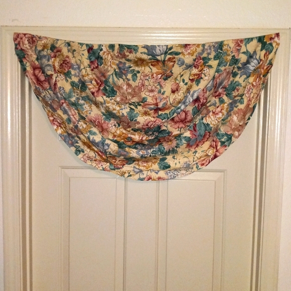 Vint J.C. Penney Classic Traditions Complete Curtain Set must see - Picture 5 of 7